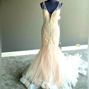Nicole Jolies Mia Wedding Dress